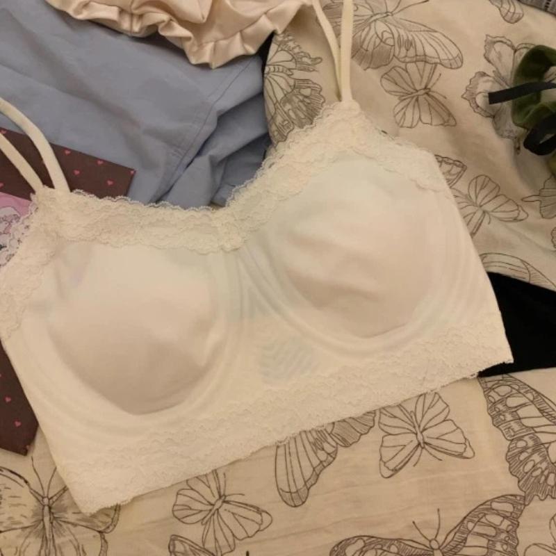 

White Lace Wireless Bra with Soft Cups and Thin Straps S дубильная кора