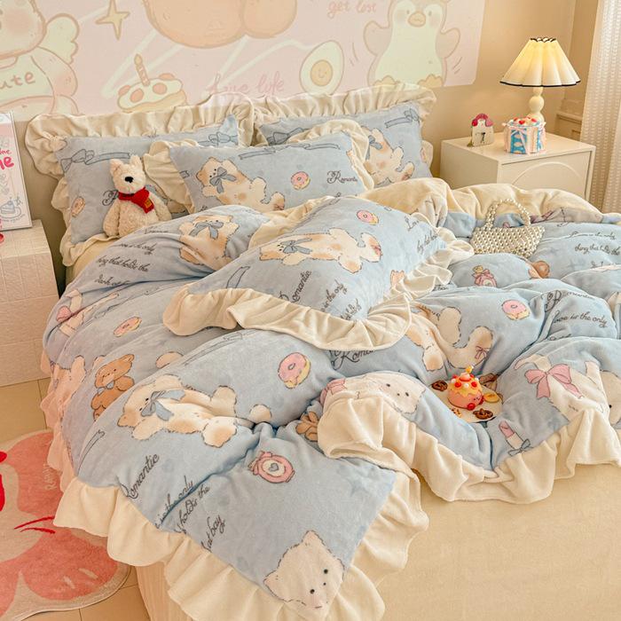 Floral Cartoon Milk Velvet and Lambswool Blanket Set - Thickened, Multifunctional Sofa Cover.
