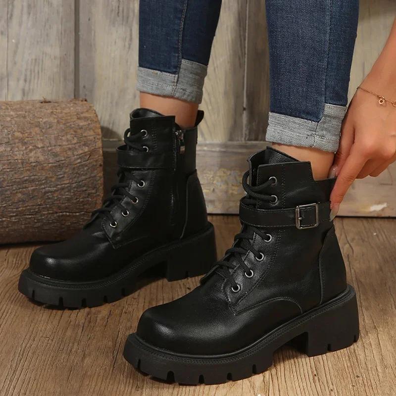 

Retro Thick Bottom Brown Ankle Boots Women 2025 Winter Metal Buckle Decoration Combat Boots Plus Size Woman Shoes with Platform 43 чёрный