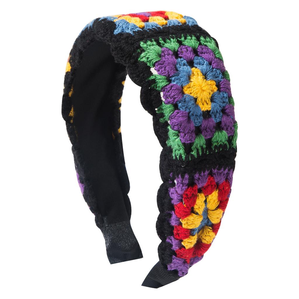 Knitted Hairband with Flower-shaped Hollowed-out Design, Hair Ribbon Hairband for Women, Versatile and Handmade, Sweet and Charming.