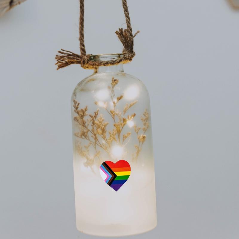 Gay Pride Sticker 500 Stück/Rolle Dekorative Aufkleber für Tasche Tasse Vase Herz-/Quadratform Regenbogenaufkleber Besondere Geschenke