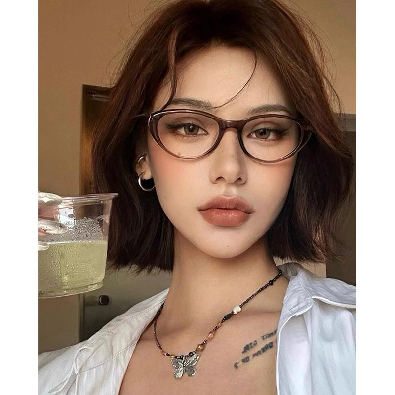 Retro Cat Eye TR90 Frame Glasses: Anti-Blue Light, Plain Lenses for Women 81059