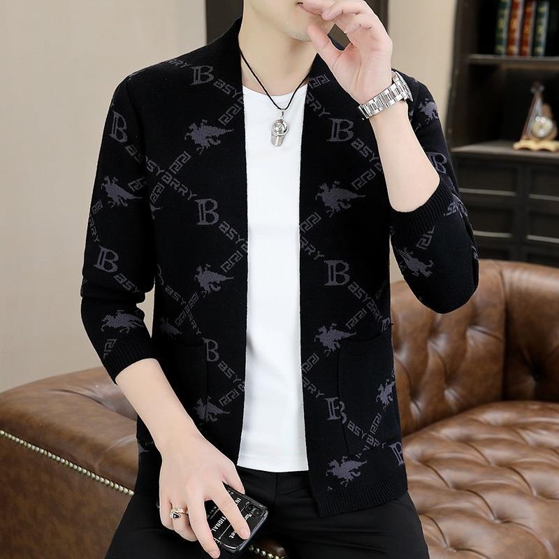New in autumn and winter, versatile, fashionable and comfortable, casual design, fashion trend top, men's cardigan, sweater, men's knitted sweater