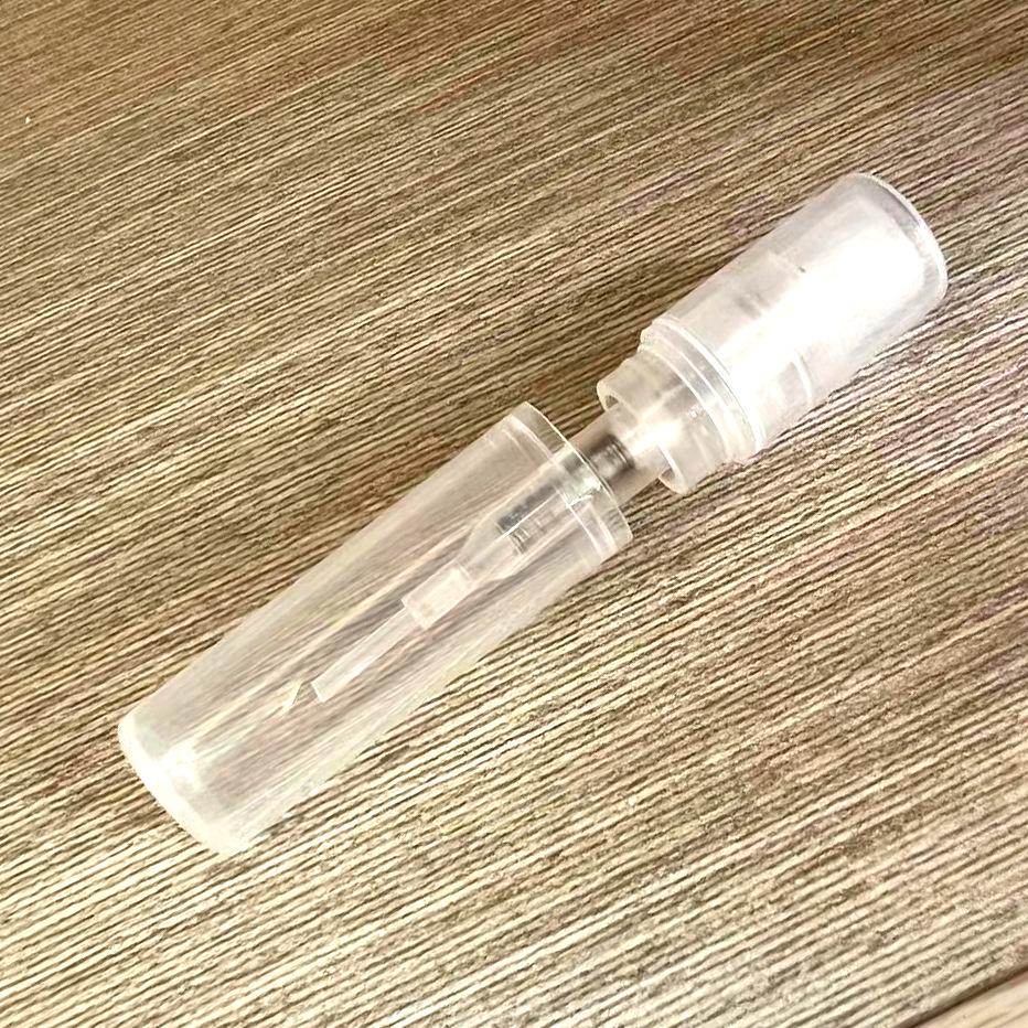 In-Stock Bayonet Perfume Pen: 2ml, 3ml, 5ml Plastic Spray & Decant Bottle