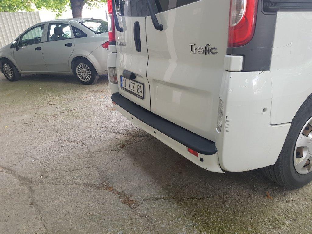 Накладка на задний бампер EuroCap (ABS) для Renault Trafic 2001-2015 гг