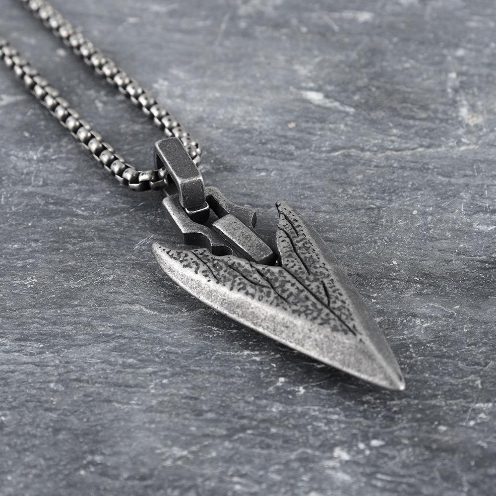 New Men's Fashionable and Personalized Nordic Mythology Retro Viking Weapon Long Spearhead Pendant Necklace