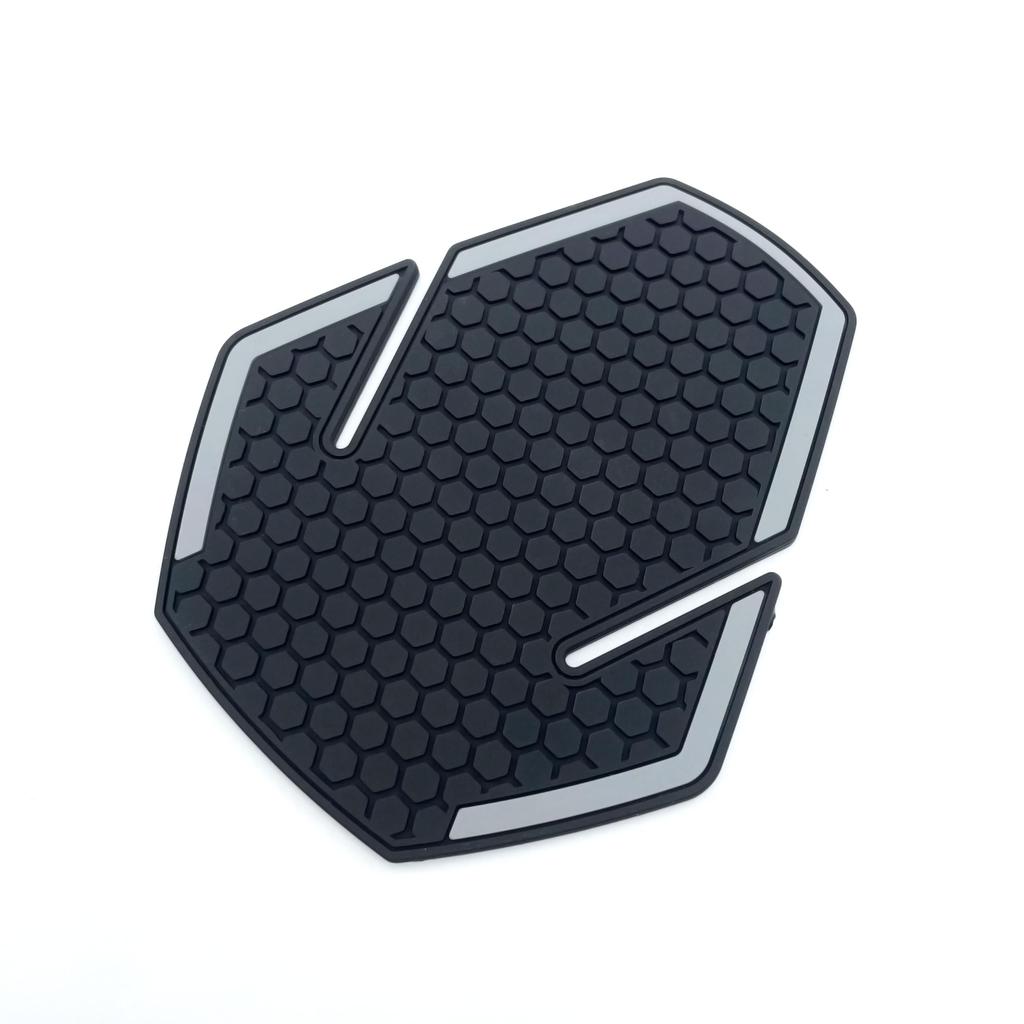 Motokano Eliminator/SE (24) Tank Pad for ELIMINATOR400 Z E-1 and Ninja E-1 (2024MY-) - Traction Pad (Gray)