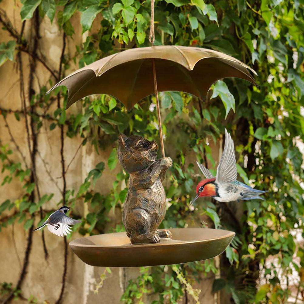 Metal Hummingbird Bird Feeder with Umbrella Cute Squirrel/Cat/Dog Holding Umbrella Design Bird Feeder for Garden Yard Decoration