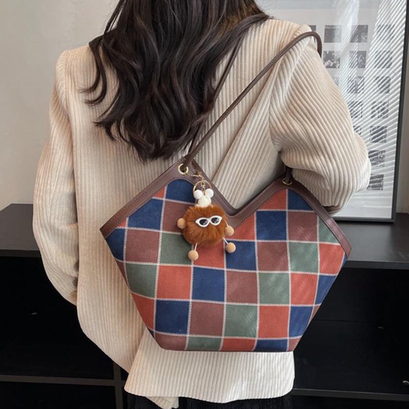 IELGY Универсальная модная матовая сумка через плечо большой емкости для женщин коричневый — фото 3