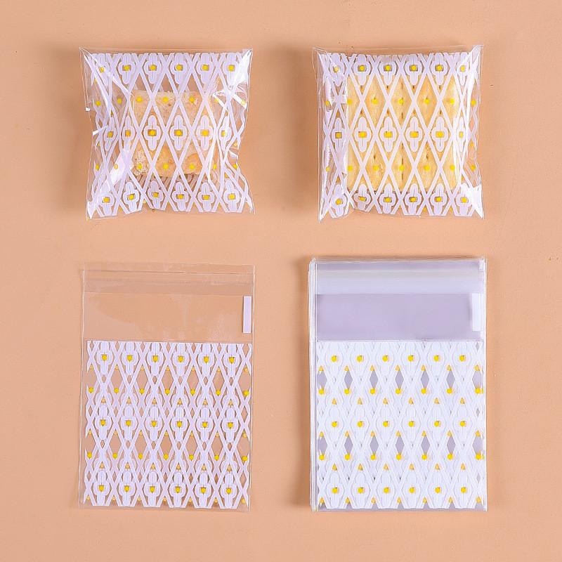 100Pcs 7x7+3cm Small Plastic Cartoon Self-Adhesive Bakery Packaging Cookie Snack Candy Bags Xmas Party Gift