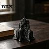 Handmade Style Ornament 3D Printed Medieval Knight Statue, Meditating Figurine with Armor Cloak, Desktop Art Sculpture Vintage Gothic for Bookshelf