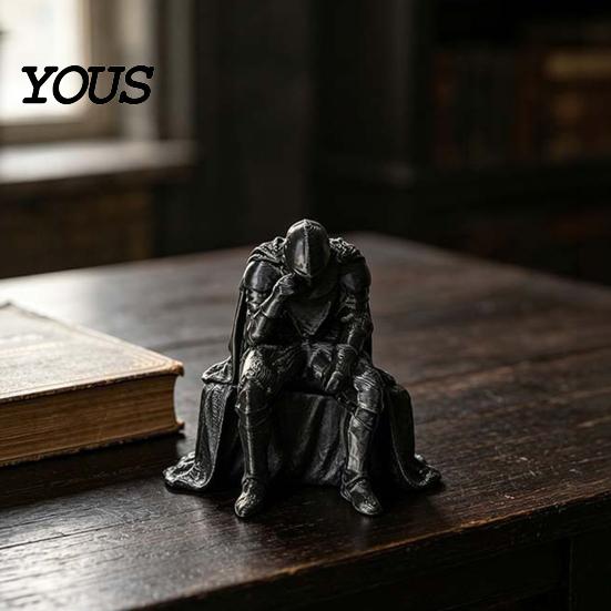 Handmade Style Ornament 3D Printed Medieval Knight Statue, Meditating Figurine with Armor Cloak, Desktop Art Sculpture Vintage Gothic for Bookshelf