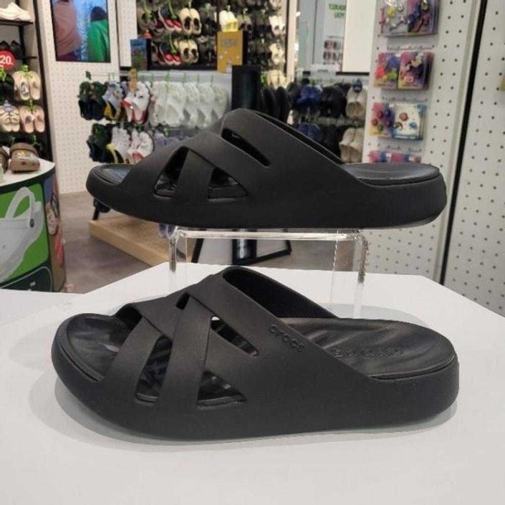 

Crocs Getaway Weave Slide Черный 210788 001 black/220