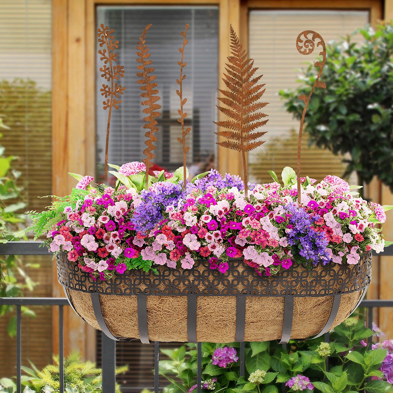 

5 Штук Рустикальний Залізний Садовий Декор для Зовнішнього Використання Іржавий Ретро Фермерський Папороті Квіти Прикраса для Газону Веранди Палуби CN
