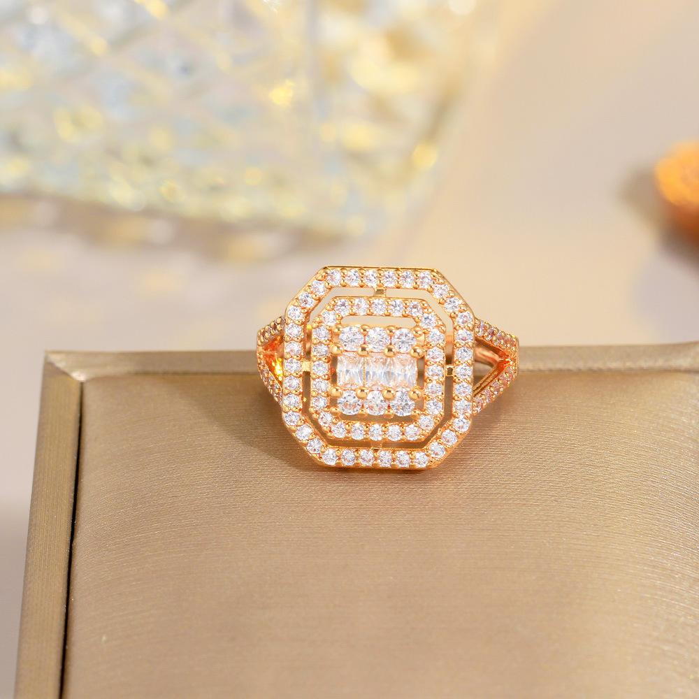 Light Luxury Flash Diamond Ring, Live Design Ring, Slightly Inlaid With Zircon Women'S Ring Jewelry.