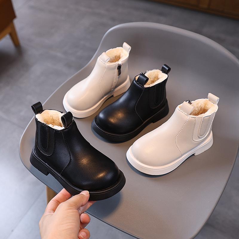 New British-style short boots for girls and boys2026Soft-soled, fleece-lined Martin boots, fashionable and versatile children's cotton boots
