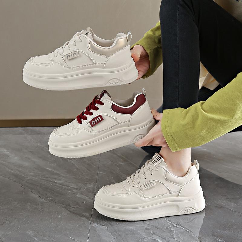 Casual Shoes 2025 Spring New Fashionable Simple and Versatile Bread Shoes Breathable and Durable Casual Women's Shoes