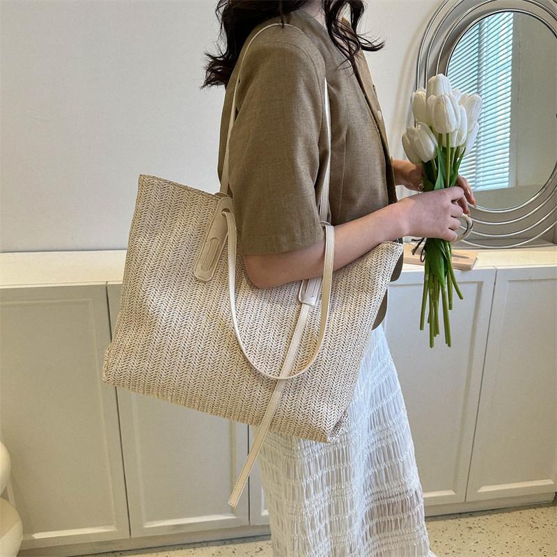 Stylish Commuter Single Shoulder Bag In White And Khaki Colors Trendy Casual Tote Bag