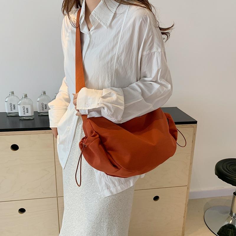 Casual Solid Color Small Bag Women's 2025 New Trendy Autumn Fashion Nylon Cloth Tote Bag Fashion Shoulder Messenger Bag