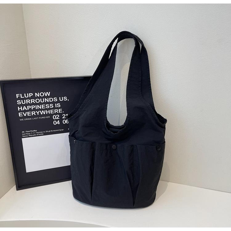 Large Capacity Casual Tote Bag for Women, Pleated Soft and Sticky Armpit Shoulder Bag for Women, Spring Hand-held Shoulder Bag