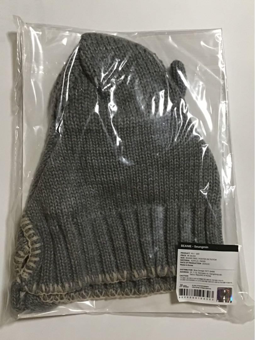 

[USED] Stray Kids Seungmin Beanie with Poster