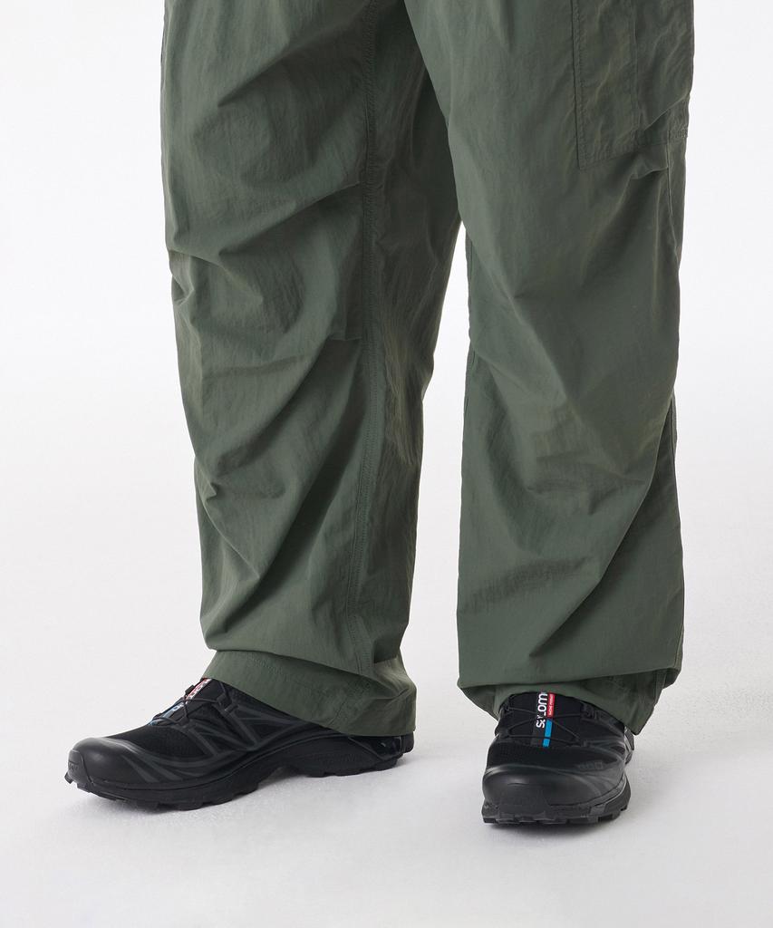 Musinsa Standard Nylon One-Tuck Parachute Cargo Pants [Khaki]