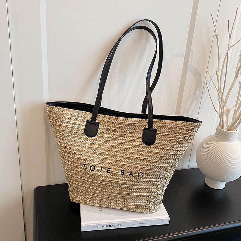 Large capacity straw bag new popular seaside vacation shoulder bag woven beach tote bag