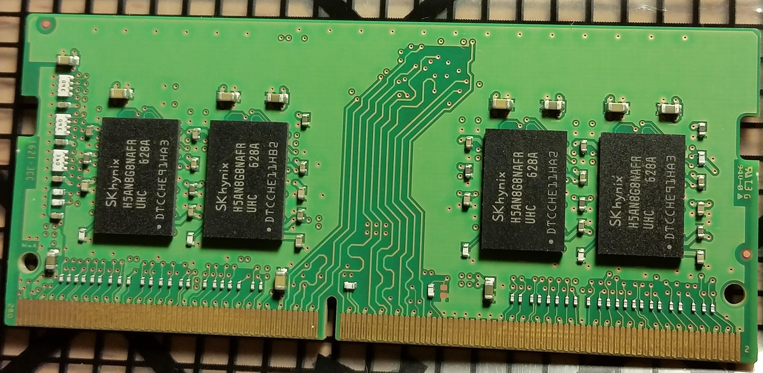

Hynix hma81gs6afr8 8GB DDR4 2400 SODIMM N-uh –