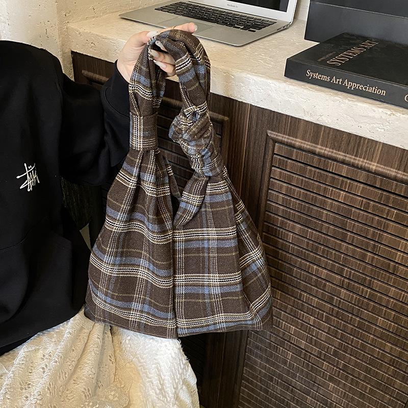 Casual Large-capacity Canvas Bag Women's 2025 New Commuter Versatile Shoulder Bag, College Student Class Tote Bag