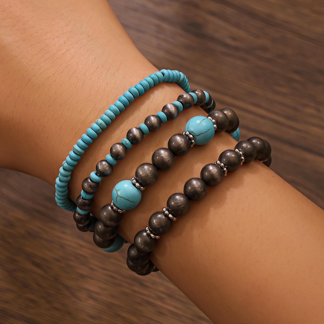 

Комплект браслетов из европейского и американского жемчуга: Нишевая, элегантная, 4-х предметная женская бижутерия