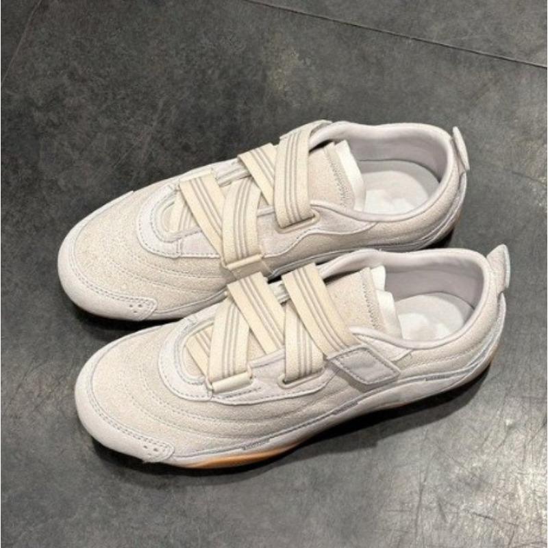 Retro Leather Version 2025 Ballet Style Sport Shoes French Magic Tape Casual Shoes for Women Rubber Upper Net Shoes