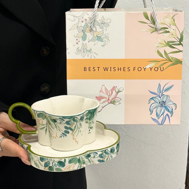 Tasse à café et soucoupe en céramique design rétro français Exquise haut de gamme luxe léger Tasse et soucoupe Coffret cadeau Souvenir cadeau