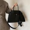 Large Capacity Retro Handbag Bag Women's New Loose Simple High Sense Fashion Design Commuter Tote Bag