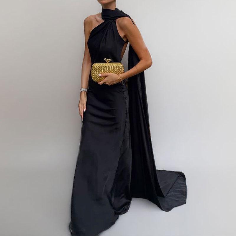 

Весенне-летнее европейское и американское женское однотонное платье-халтер XXX-Large чёрный