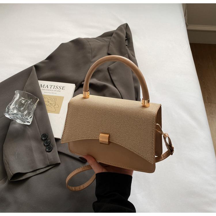 Fresh and simple women's texture 2025 summer new casual temperament splicing single shoulder crossbody portable small square bag bar