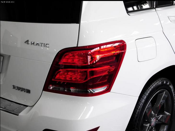 Passend für 13-15 Mercedes-Benz GLK Rücklichtabdeckung, GLK300 Rückbremslicht, Rot Transparent.