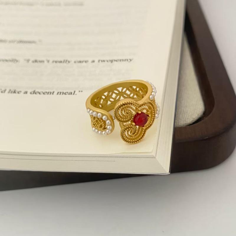 Chinese Retro-Style Pearl Ring: Elegant, Niche Design, Adjustable Fit