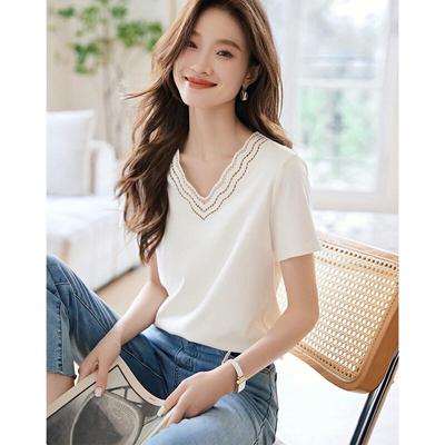 Mohan Yimei Women's V-Neck Embroidered T-Shirt