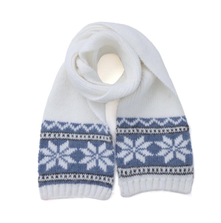2025 Women's Retro Snowflake Wool Knitted Hat with Fleece-Lined Ear Protection