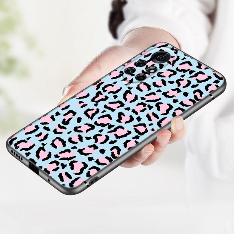 Etui na telefon z nadrukiem panterki dla Huawei Honor 60 50 SE 30S Mate 30 20 10 Lite 40 Nova 9 8 Pro Y60 8i 7i 7SE 5T Premium Czarne Etui