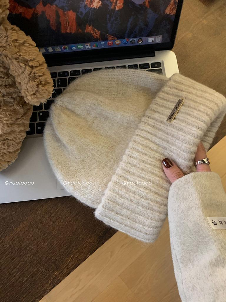 Congee cocoa, wool hat female Korean version versatile face small warm ear protection knitted hat loose pullover cold hat