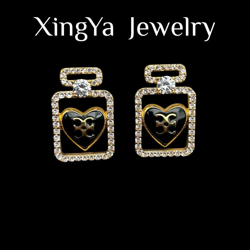 

2025 New Style Zirconium Enamel Heart Shaped Perfume Bottle Earrings Women High End Luxury Design Old Money Simple чёрный