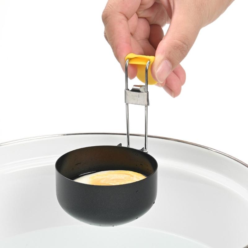 4 Piece Foldable Nonstick Poached Eggs Maker Cup With Heatproof Design And Hanging Hook Poacher For Safe Kitchen Use