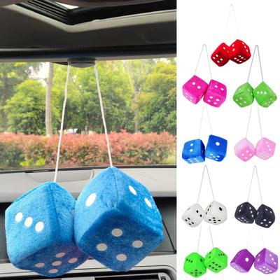 1 Çift Zar Peluş Kolye Süper Yumuşak Sünger Dolum Renkli Nokta Zar Plushies Süs Kabarık Dolması Zar Anti-stres Peluş Oyuncak Araba Dekorasyon