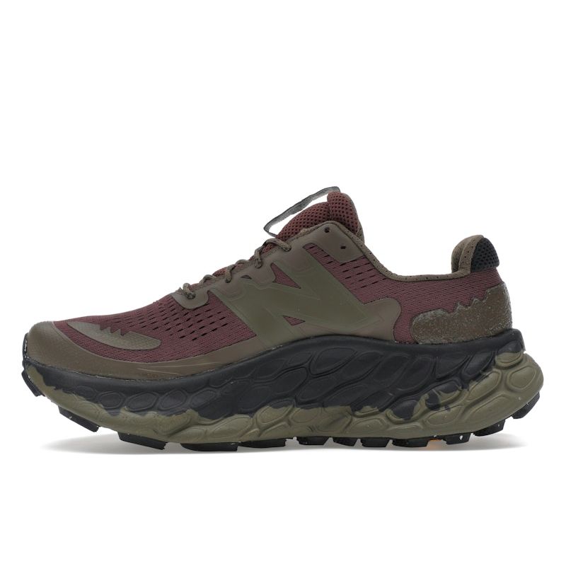 New Balance Pánské tenisky Fresh Foam X More Trail v3 Dark Camo Licorice Zelené MTMORNAD