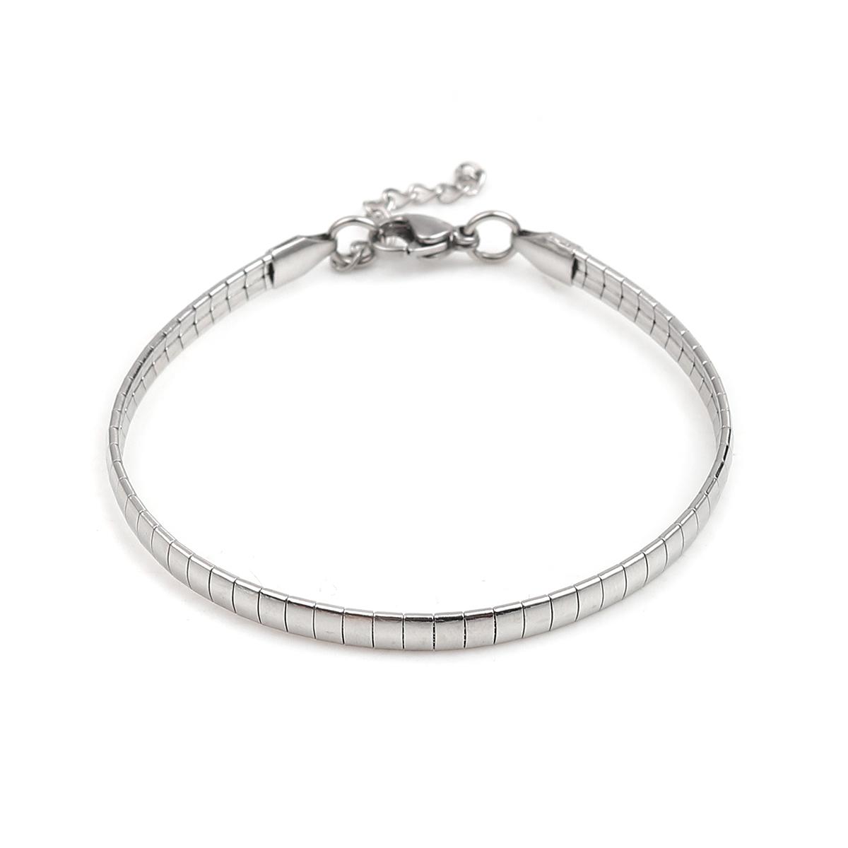 

Fashion 304 Stainless Steel Bracelets Gold Color Snake Chain Bracelets For Women Men Vintage Jewelry Gifts 18.5cm long , 1 Piece 18.5cm