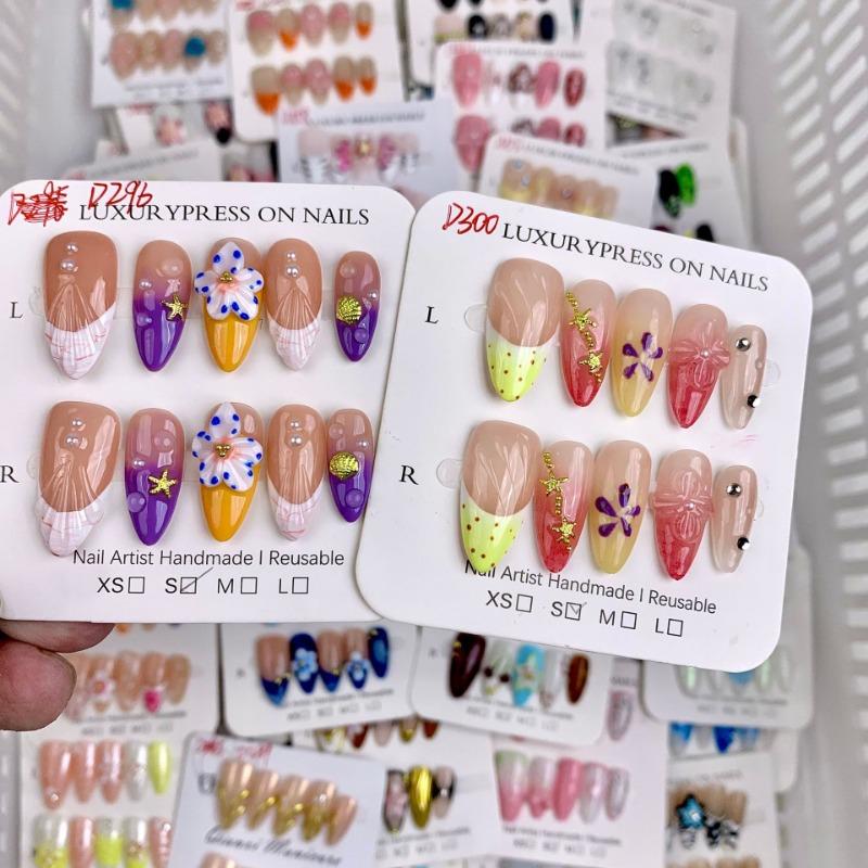 Handmade Armor European and American Wind Ice Through Shell Three-dimensional Carved Cat's Eye Almond Nail Removable Manicure