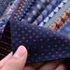 Sciarpa Quadrata alla Moda da Uomo - Accessorio Professionale per Completo Business con Stampe Opzionali