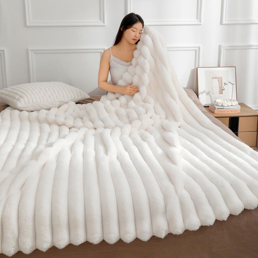 Soft Flannel Throw Blanket Lightweight Warm Bed Blanket For Bedroom Couch