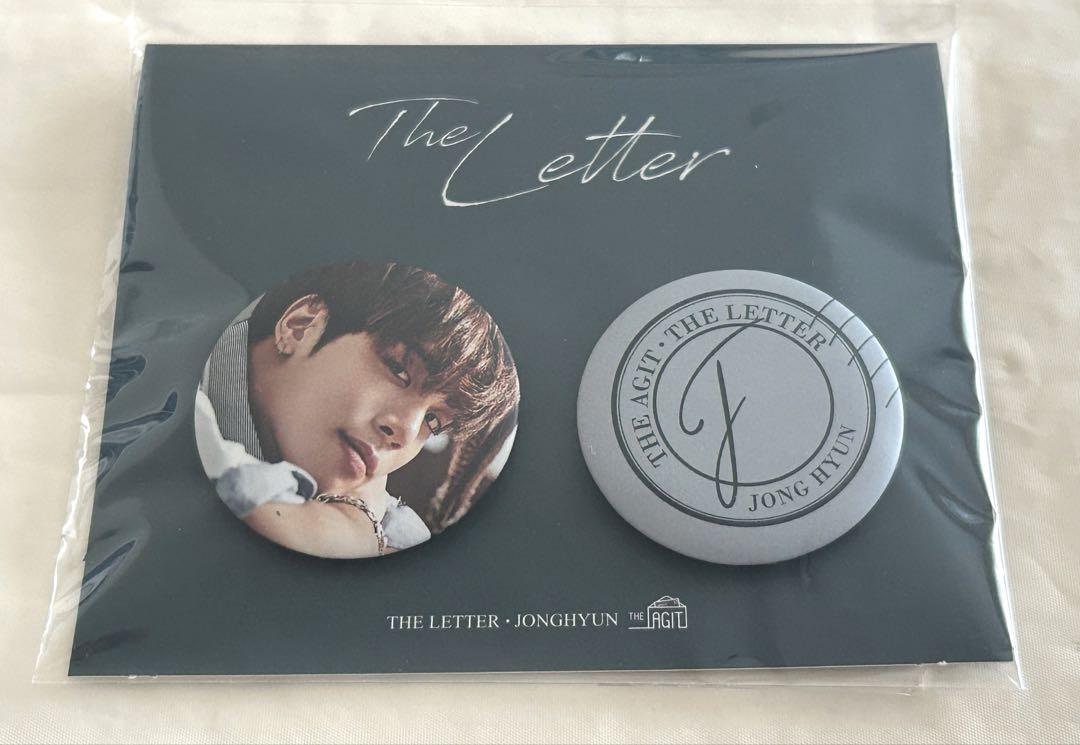 

[Б/У] Джонхён Значок The Letter Официальный товар SHINee